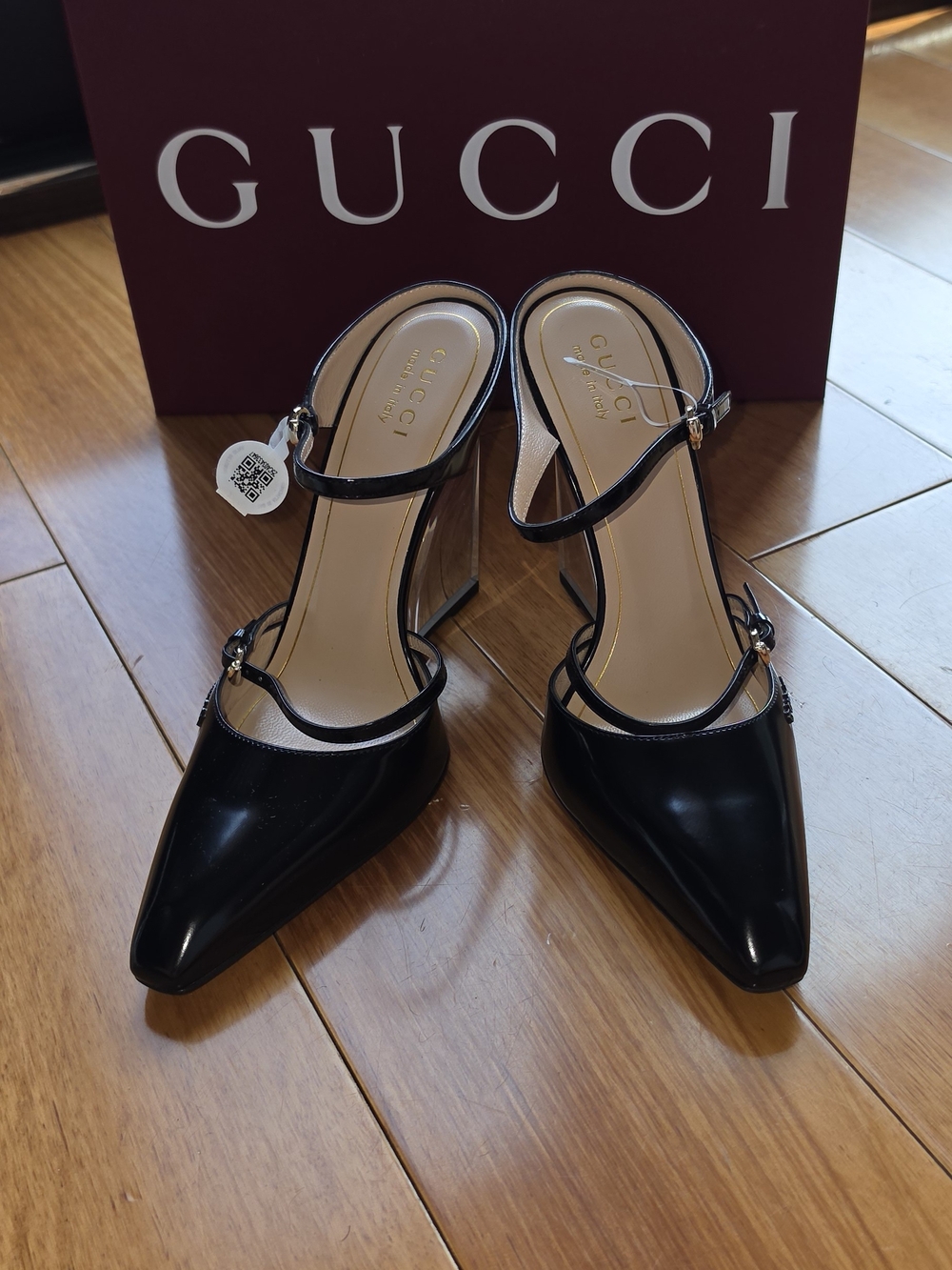 Gucci Black Patent Leather and Clear Wedge Heels - Picture 5 of 7